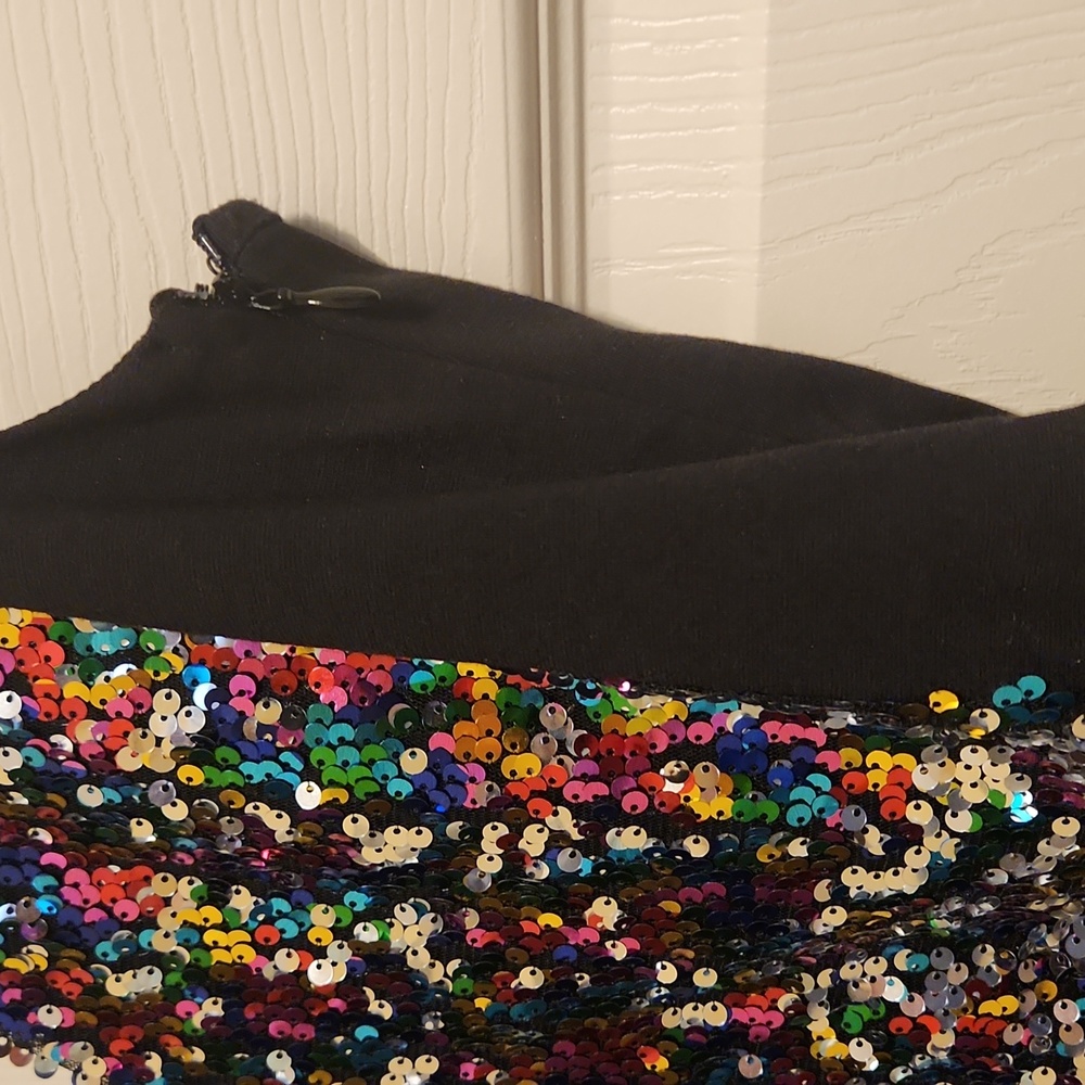 NY&Co 7th Avenue Design Studio sequin sleeveless top, medium, like new - Picture 4 of 12